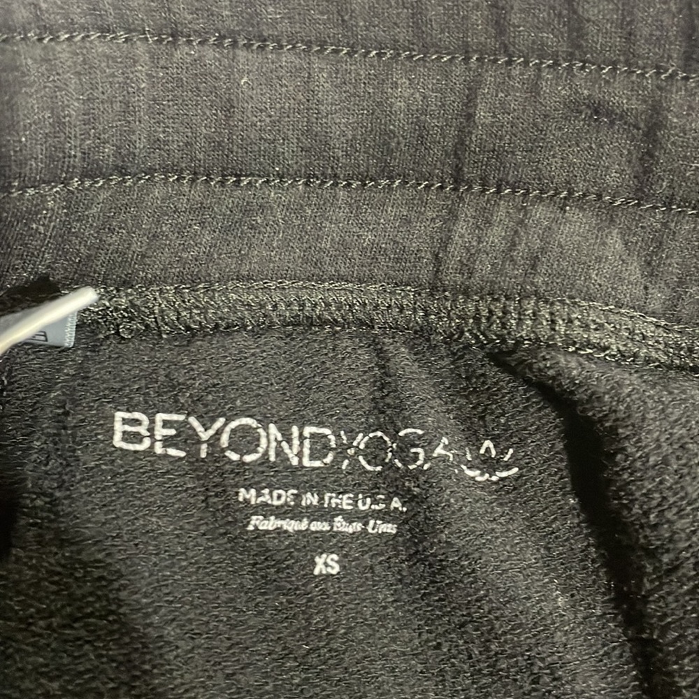 Beyond Yoga Black Slit Open Knee High Rise Lounge Joggers - Picture 2 of 9